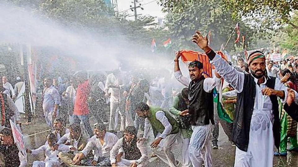 Congress rally in Patna stopped midway, cops use tear gas to disperse workers.