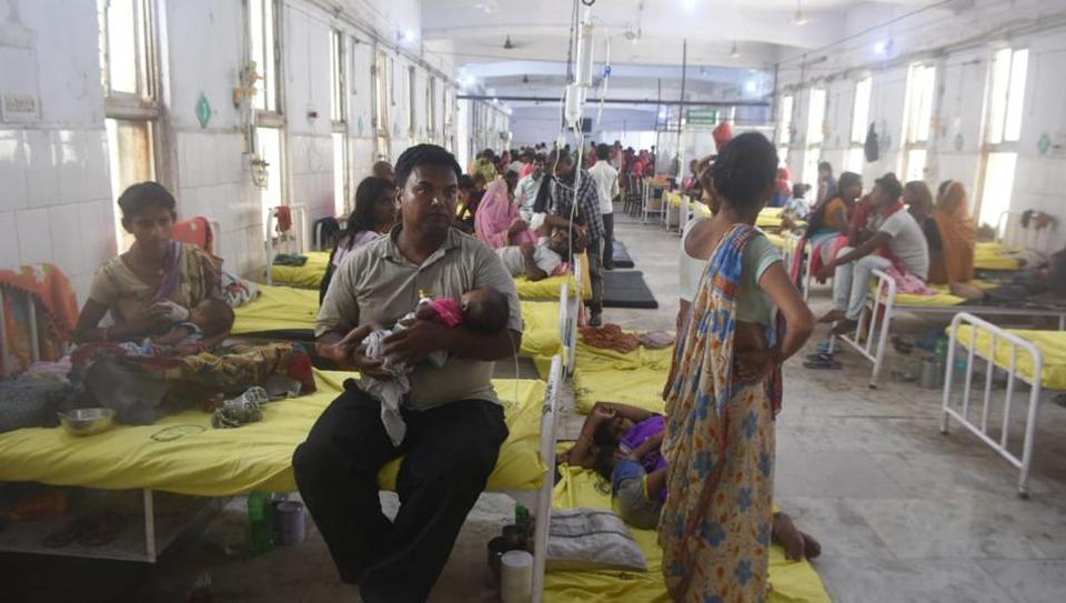 In Bihar, doctors treat patients on floor as hospital tries to cope with rush