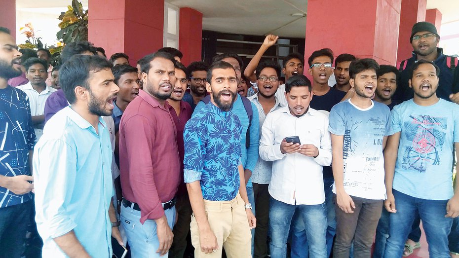 Where are the jobs? Angry students ask Jharkhand minister
