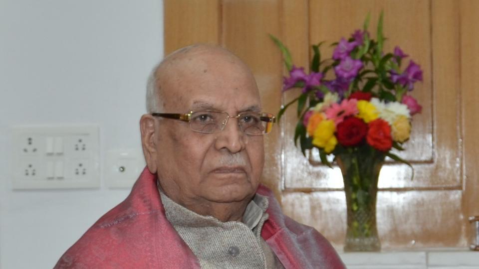 BPSC chairman meets Bihar Governor over question paper row