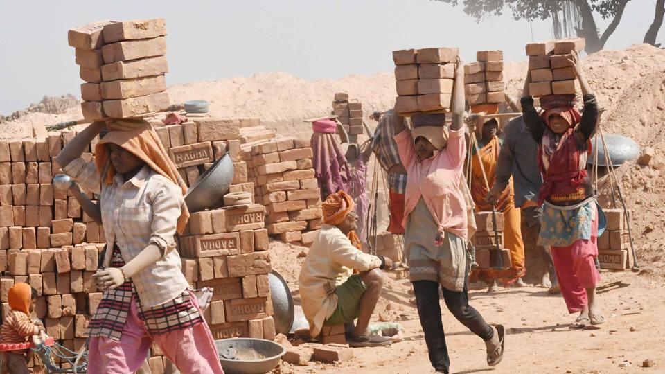 Brick kilns ruin 6,000 acres of land in Bihar every year: Study